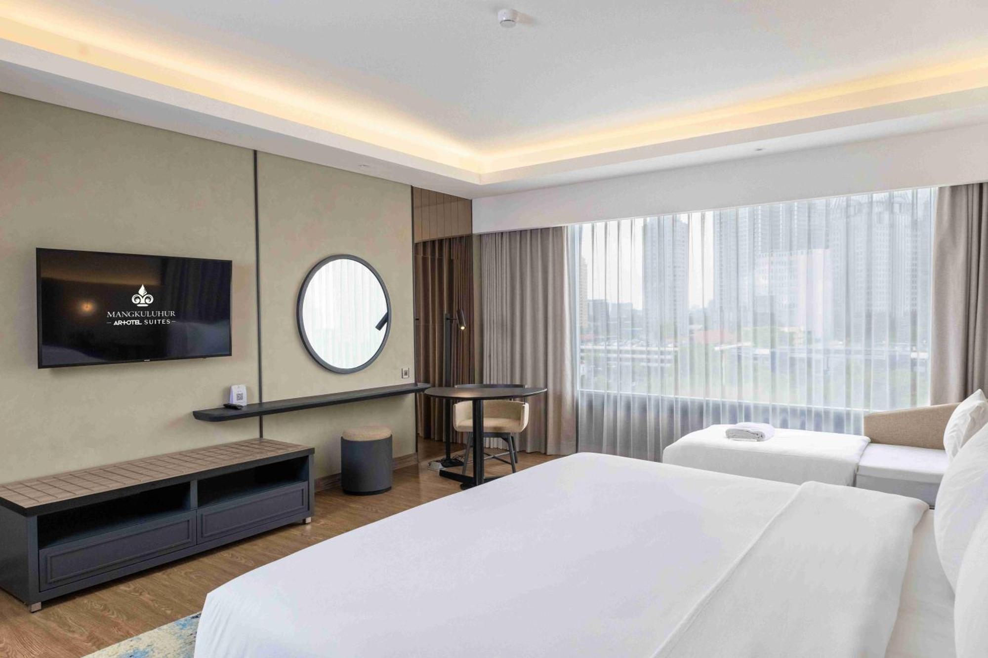 Premium Family Room